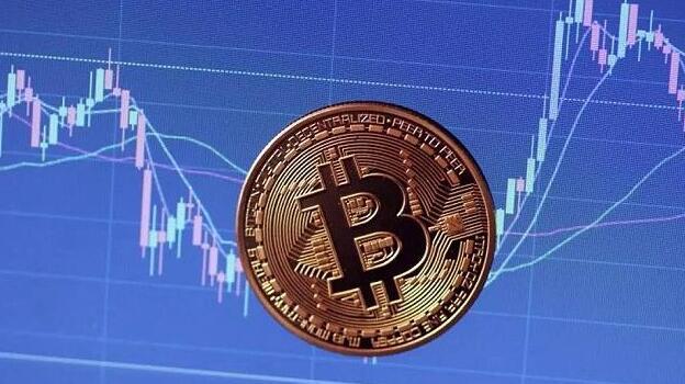 比特币经历过山车行情,突破9300美元后回落至9000美元以下