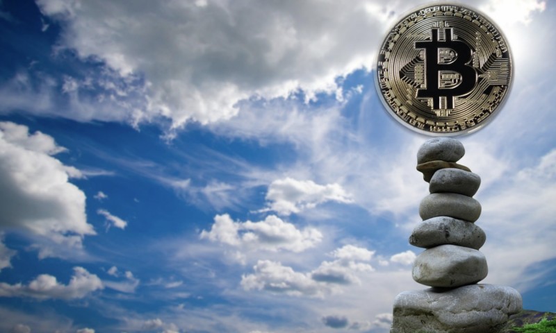 比特币时隔1年多后再次突破1万美元,减半将至可能会继续上涨